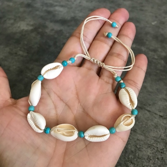 🐚 Seashell x Howlite Anklet 🐚 - Picture 2 of 7